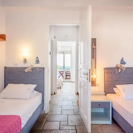 Beachfront Superb Location Διαμέρισμα
