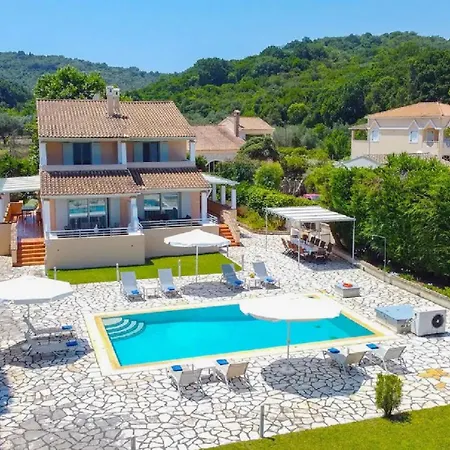 Beachfront Superb Location Διαμέρισμα Corfu (city)