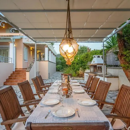 Beachfront Superb Location Διαμέρισμα Corfu (city)